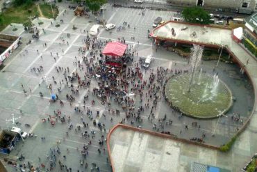 ¡DESIERTA! Así lució la concentración chavista en la plaza Diego Ibarra (y VTV no lo mostró)