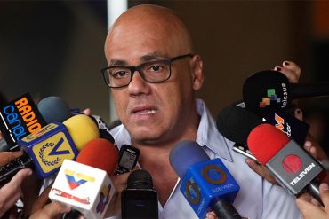 ¿DÓNDE ES ESO? Según Jorge Rodríguez, a Venezuela “entran centenares de alimentos diariamente”