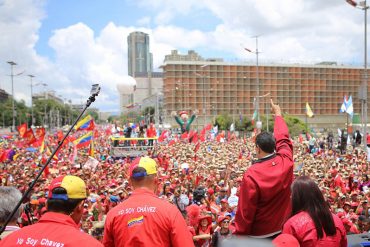 ¡BOCHORNOSO! Cuestión de «efectos»: Así montaron las tomas “multitudinarias” de Maduro (+Video)