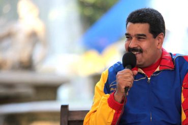 ¡LE SALE CHACAL DE LA TROMPETA! Maduro cantó «María Moñitos» y confundió la letra (+Video)