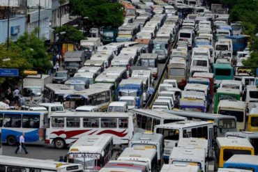 ¡RESTEADOS! Transportistas dicen NO al paro: «Si nos paramos la gente no irá a la Toma de Venezuela»