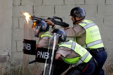 ¡JUSTICIA DE A POCO! MP acusa a oficial de la PNB por disparar contra joven durante protesta en Táchira