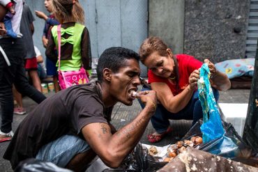 ¡LA DESGRACIA SOCIALISTA! Cada vez más familias hurgan en la basura para llenar el estómago