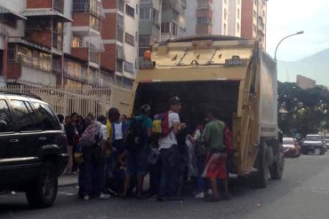 ¡EL COLMO! Venezolanos se pelearon por comida de la basura y fueron detenidos