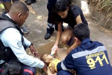¡IMPERDONABLE! Abandonaron a niño de 1 año en una caja en Puerto Ordaz (está desnutrido)