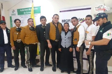 ¡ENTÉRESE! Cinco mariachis venezolanos fueron expulsados de Colombia (+Video cuando cantaban «Si nos dejan»)