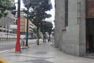 ¡ENTÉRATE! Calles de Caracas exhibieron estos afiches con mensajes en rechazo al TSJ (+Fotos)