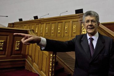 ¡ATINADO! Ramos Allup al Gobierno: Cuando salgan, no se podrán esconder ni en el cráter de un volcán (+Video)