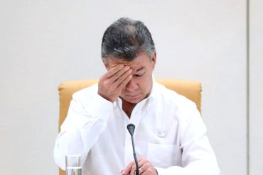 ¡COLOMBIA ENCENDIDA! Exigen la renuncia del presidente Juan Manuel Santos tras triunfo del «No»