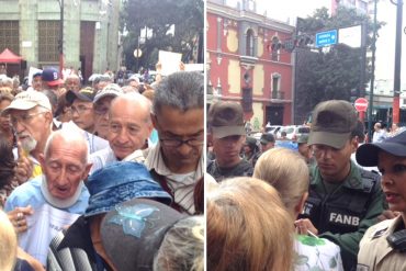 ¡COBARDES! Guardia Nacional disuelve a la fuerza protesta de adultos mayores en el centro de Caracas