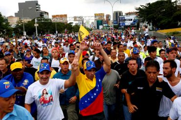 ¡AQUÍ ESTÁ EL DIÁLOGO! Capriles reporta: 120 heridos y 147 detenidos por pedir revocatorio (+Video)