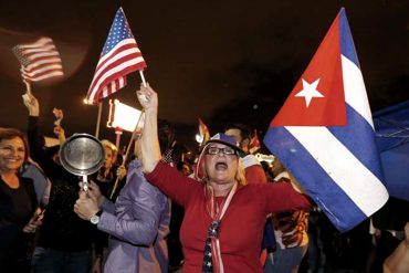 ¡SÉPALO! Exilio cubano apoya nueva restricción de vuelos a La Habana