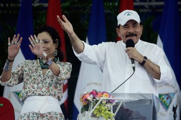 ¡LE CONTAMOS! El insólito ‘anti-protocolo’ de Daniel Ortega ante la pandemia: Fronteras abiertas y una marcha contra el coronavirus