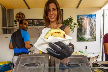 ¡QUÉ ORGULLO! La arepa venezolana está brillando en Alemania