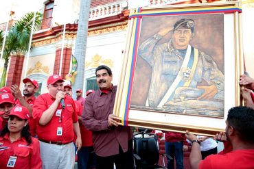 ¡HABLA PISTOLADAS! Maduro: A Chávez no lo mancha nadie, los que quieran hacerlo se secarán (+Video)