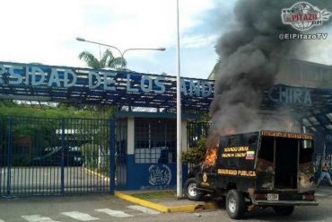 ¡ATENCIÓN! Quemaron un vehículo de la Guardia Nacional en la ULA Táchira