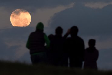 ¡NO TE LA PIERDAS! Prepárate para ver la Luna más grande y brillante de los últimos 68 años