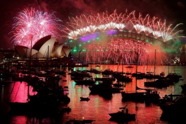 ¡FELIZ AÑO! Más de un millón de personas despidió el 2016 en el Harbour Bridge de Sídney (+Video)