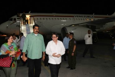 ¡HUYÓ POR LA DERECHA! Maduro se fue a Cuba a celebrar aniversario del Alba dejando el país en caos