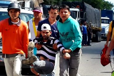 ¡ÚLTIMA HORA! Reportan 4 heridos en protesta por falta de billetes en Santa Bárbara de Barinas