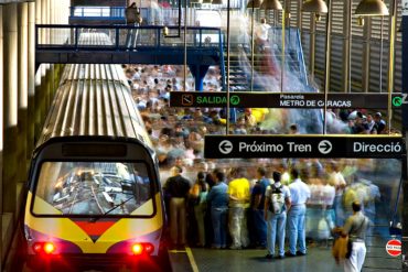 ¡ABUSO TRAS ABUSO! Denuncian despido de 110 trabajadores del Metro Los Teques por «ser opositores»