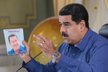 ¡ENLOQUECIÓ! Maduro: Provoca lanzar de un helicóptero a los corruptos que roban al pueblo (+Video)