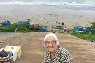 ¡IMPERDIBLE! Conoce a la abuela aventurera que vive sus últimos años recorriendo el mundo (+Fotos)