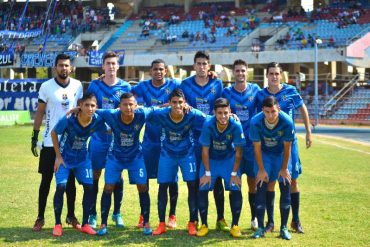 ¡TERRIBLE! La indignante foto de los post entrenamientos del Zulia FC cuando no hay luz