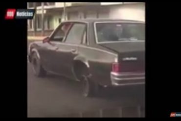 ¡SOLO EN VENEZUELA! Carros comienzan a circular sin cauchos por elevados precios (+Video)