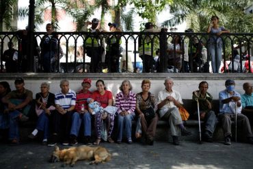 ¡QUÉ INDIGNACIÓN! Exigen carnet de la patria a los pensionados que solicitan préstamos (Requisito obligatorio)