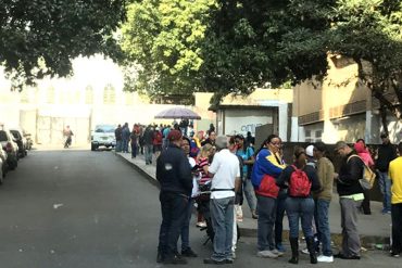 ¡EL COLMO! Colectivos robaron equipos de CapitolioTV en la Escuela de Medicina del Hospital Vargas