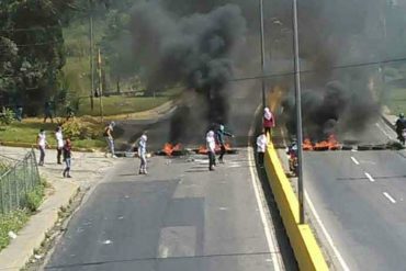 ¡SE ENCIENDE LA CALLE! En la Panamericana protestaron y quemaron cauchos