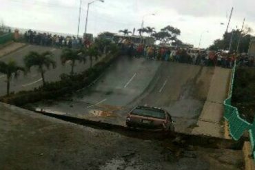 ¡ÚLTIMO MINUTO! Se desplomó el puente de Guanape en Vargas: reportan 8 heridos (+Fotos)