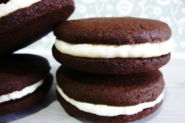 ¡TE LO CONTAMOS! Cómo hacer «galletas Oreo caseras» igualitas a las originales (+Video paso a paso)