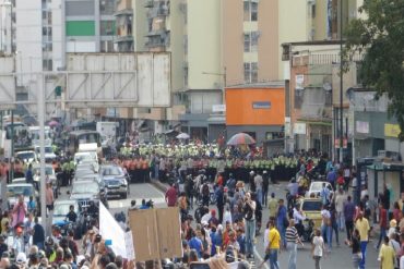 ¡LO ÚLTIMO! PNB y Tupamaros impidieron que la «Marcha de la Salud» llegara a los ministerios (+Videos)