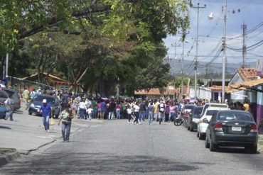 ¡LO QUE FALTABA! Bachaqueros amenazan a familias en Lara: se quedan con casi toda la mercancía de los abastos