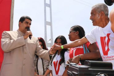 ¡El COLMO! Maduro ahora se la tira de periodista y da clases de «objetividad» (+Video)