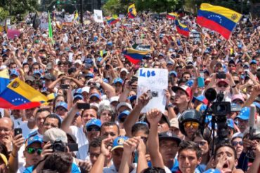 ¡ENTÉRATE! Simpatizantes de la oposición marcharon este 18F en apoyo a Leopoldo López: tomaron el Distribuidor Altamira (+Fotos)