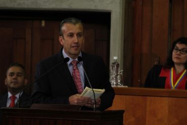 ¡AY, SÍ! El Aissami “lamentó” no rendir memoria y cuenta en AN: Allí se arrodillan ante el águila del imperio