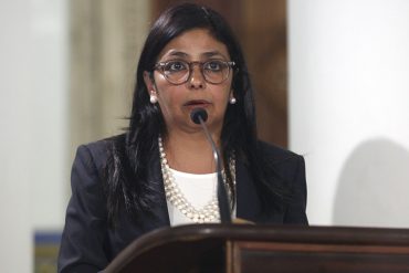 ¡LO ÚLTIMO! Perú llama a embajador en Venezuela tras “insolencias” de Delcy Eloína contra Kuczynski