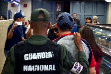 ¡QUÉ ABSURDO! Detienen a dos panaderos por destinar harina de trigo para cachitos (y no para pan)