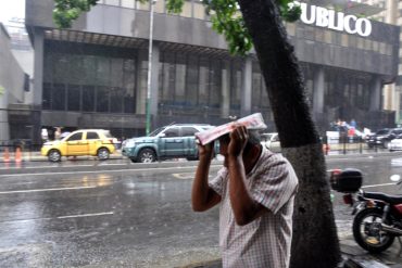 Se reportan lluvias y descargas eléctricas en varios estados de Venezuela este #14Jun debido a la Onda tropical 7