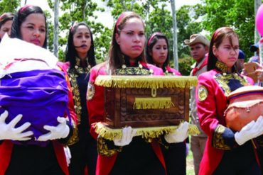 ¡ENTÉRATE! Llevaron restos simbólicos de Hipólita, Matea y Apacuana al Panteón Nacional (+Video)