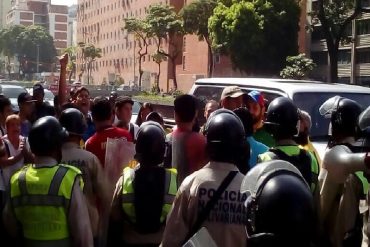 ¡YA EMPEZARON! PNB lanza gas pimienta a manifestantes que se concentraban en Los Cedros