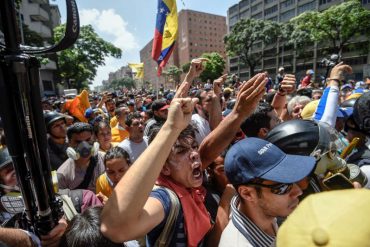 ¡SINTONIZA EN VIVO! Siga la marcha de la oposición hasta la Av. Francisco Fajardo (+Video)