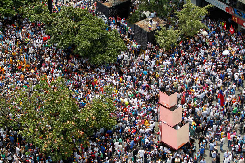 Protestas-manifestacion-marcha-oposicion-Francisco-Fajardo-10-de-abril-1-16