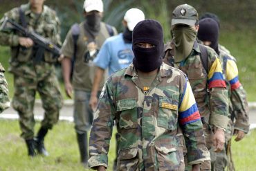 ¡MISMO BANDO! La guerrilla de las Farc manifiesta su apoyo a la revolución bolivariana y a Maduro