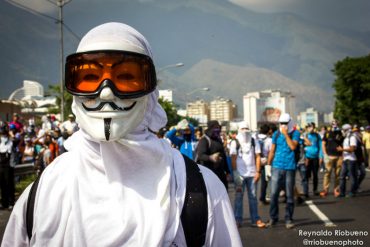 ¡EN EL OJO DEL MUNDO! Las protestas en Venezuela ocuparon las portadas de la prensa internacional (+Fotos)