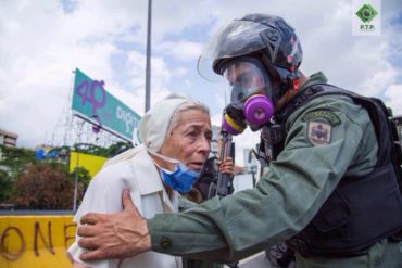 ¡RESTEADA! “No les tengo miedo”: Sor Esperanza contó su experiencia con la GNB en la marcha del #22A