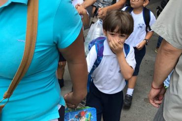 ¡REPRESIÓN SIN PIEDAD! 8 niños ingresados de emergencia a IVSS de La Guaira por gases lacrimógenos